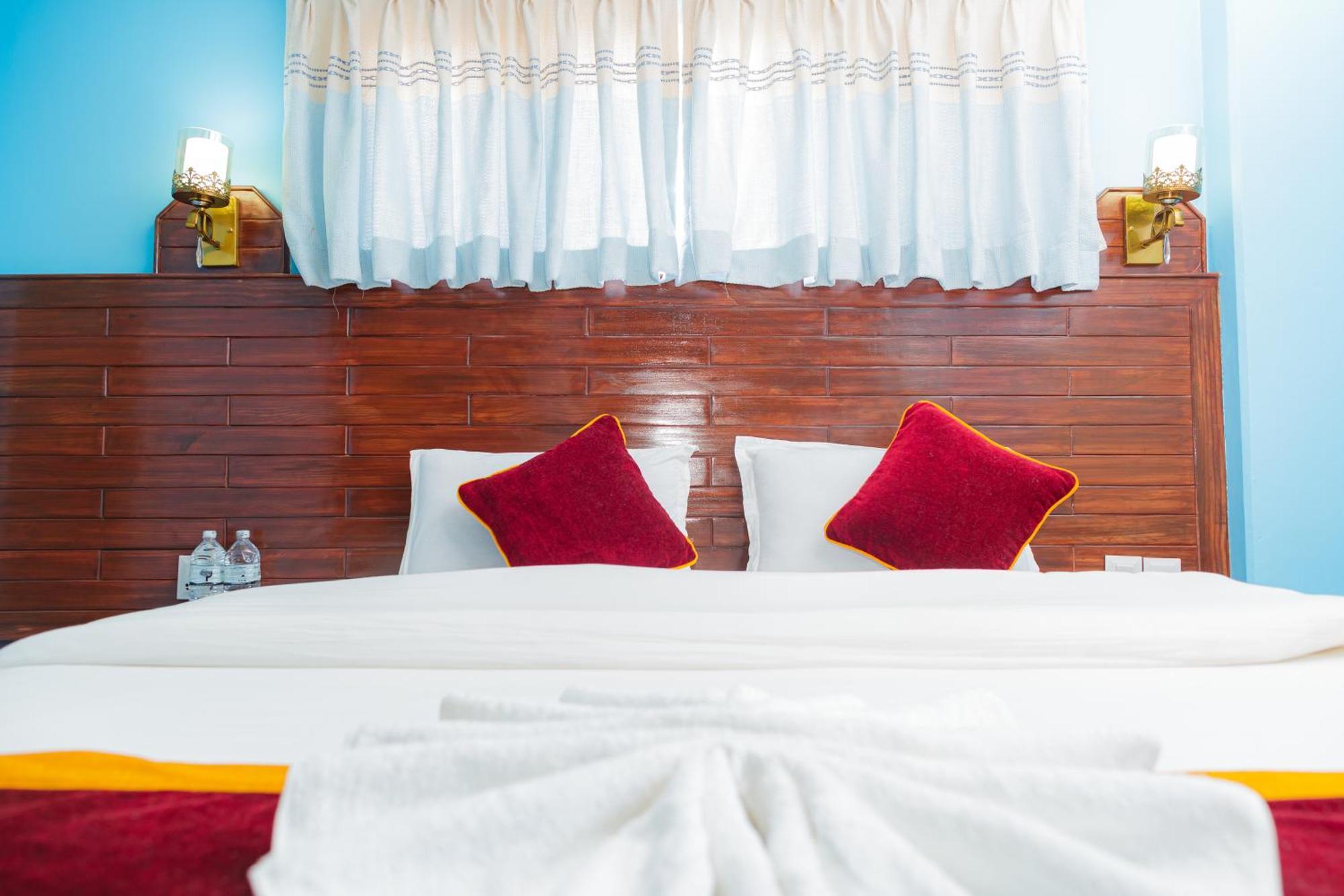 Hotel The Billabong Garden 포카라 외부 사진